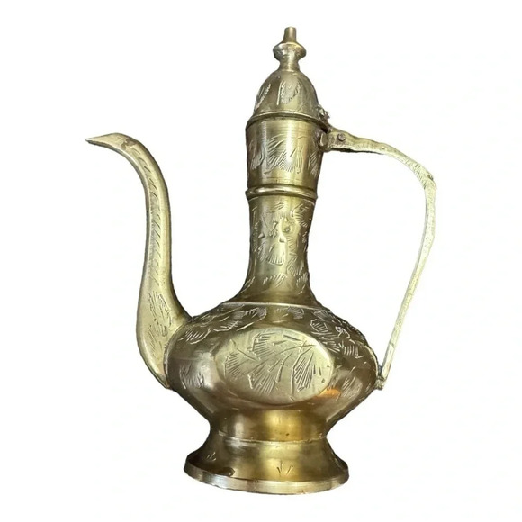 Vintage Brass Tea Kettle - Picture 4 of 11